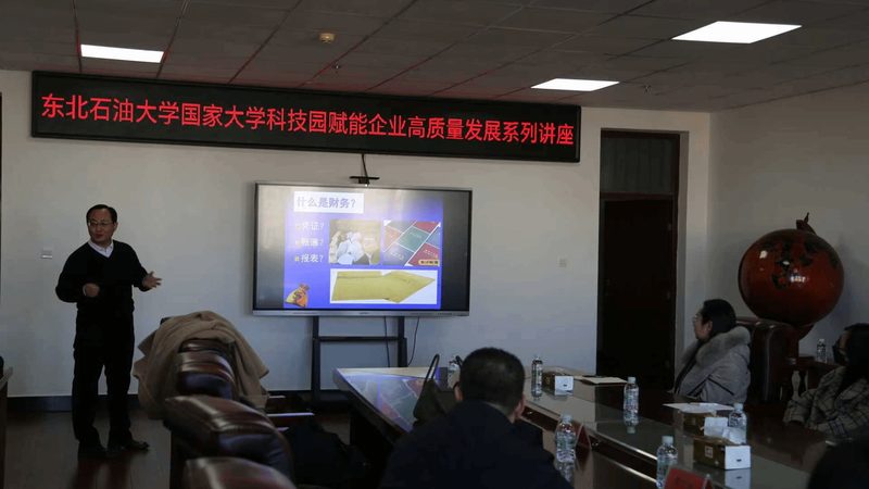 建筑劳务资质办理：流程解析与费用考量