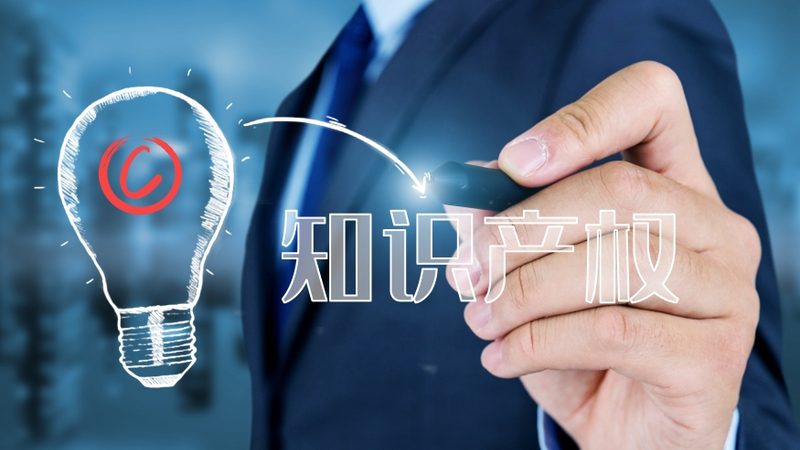 经营范围变更后许可证如何及时更新？**